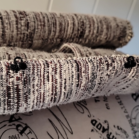 Long-sleeved Blazer With Side Pockets - Picture 8 of 12